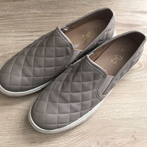 gray quilted slip on sneakers